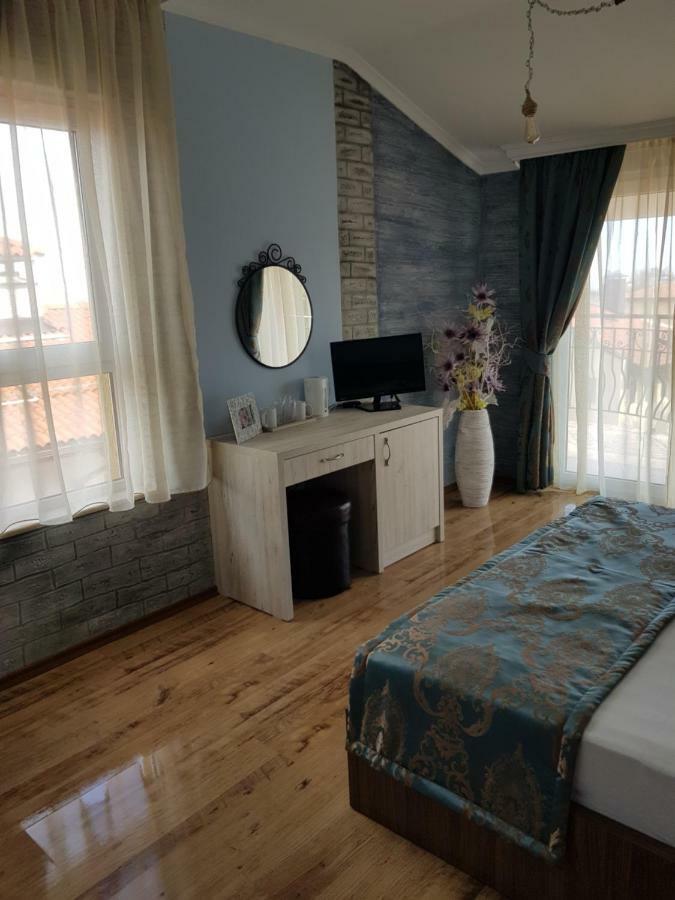 Vromos Guest House 切尔诺莫雷茨 外观 照片